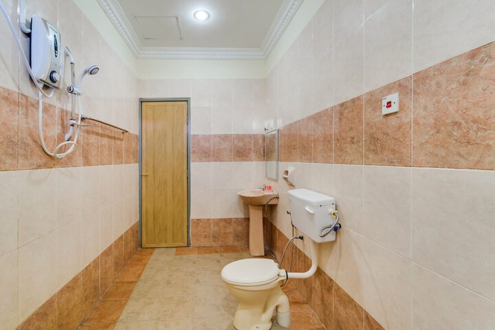 Room 14 of 21