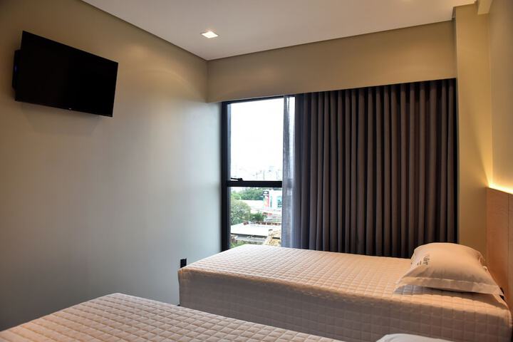 Room 10 of 31