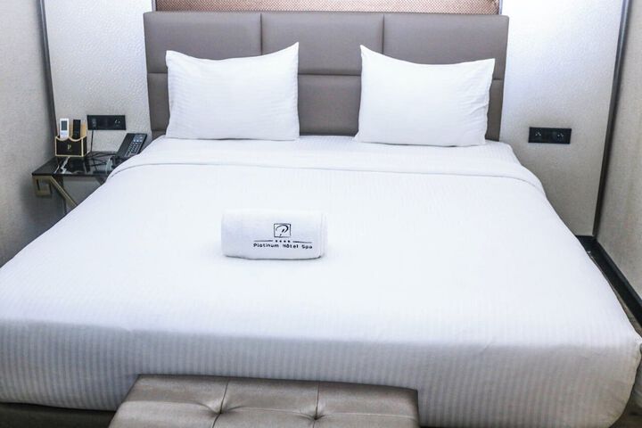 Room 4 of 26
