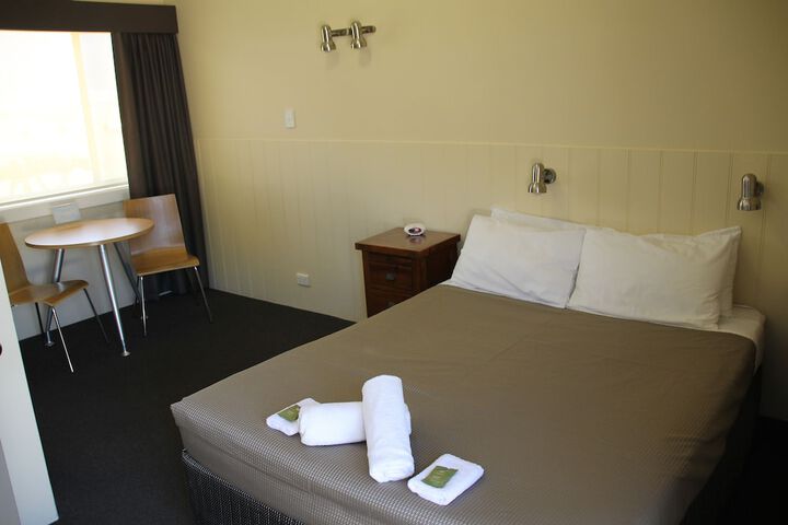 Room 6 of 45