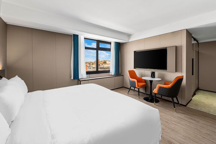 Grand 2 Double Beds (1 of 8)