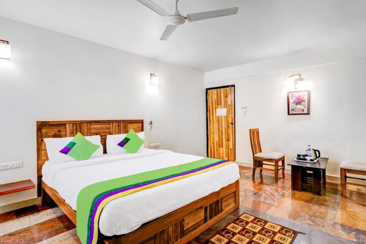 Treebo Benaka Residency 10 Mins To Mahatma Gandhi Park