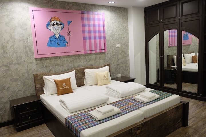 Room 11 of 22