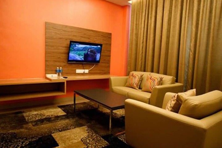 Room 19 of 39