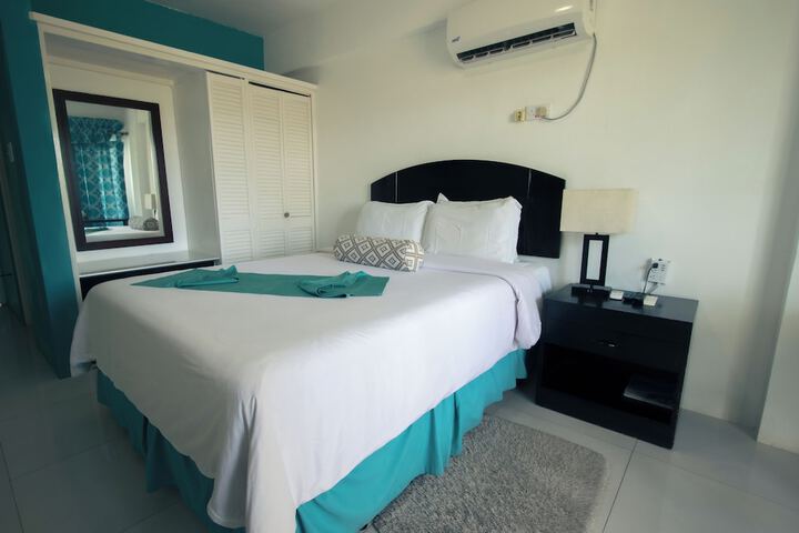 Room 54 of 95