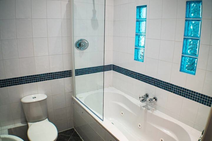 Bath Photo