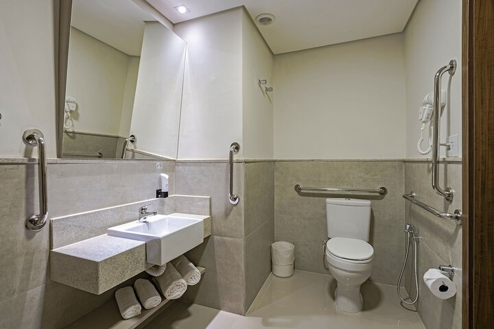 Room 20 of 35