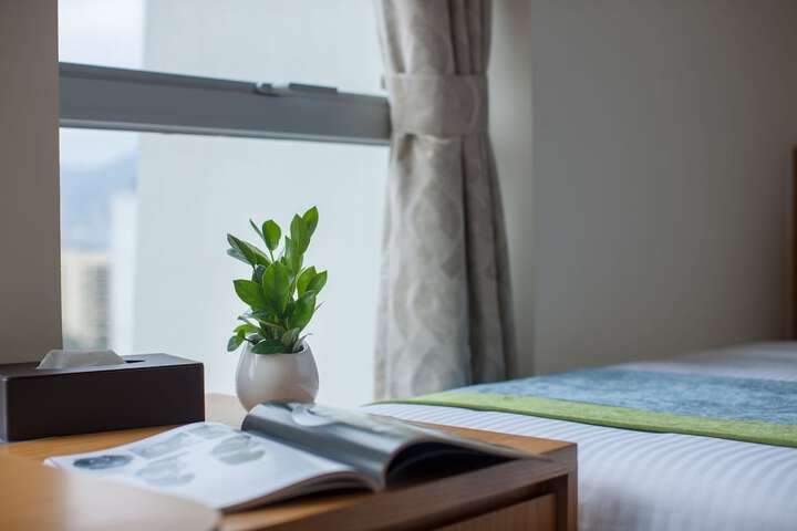 Room 9 of 24
