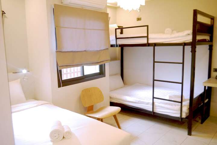 Room 19 of 60