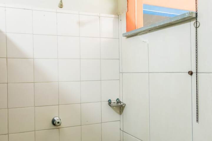 Room 19 of 58