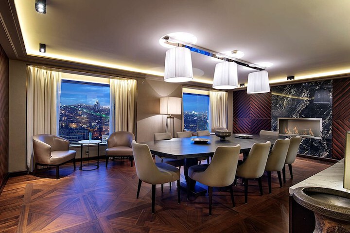 Room 79 of 243