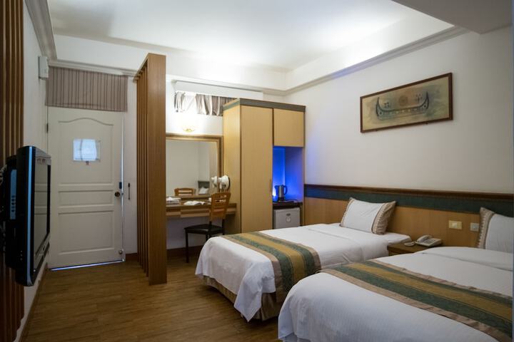Room 7 of 52