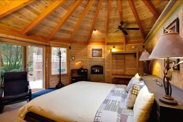Room 15 of 21