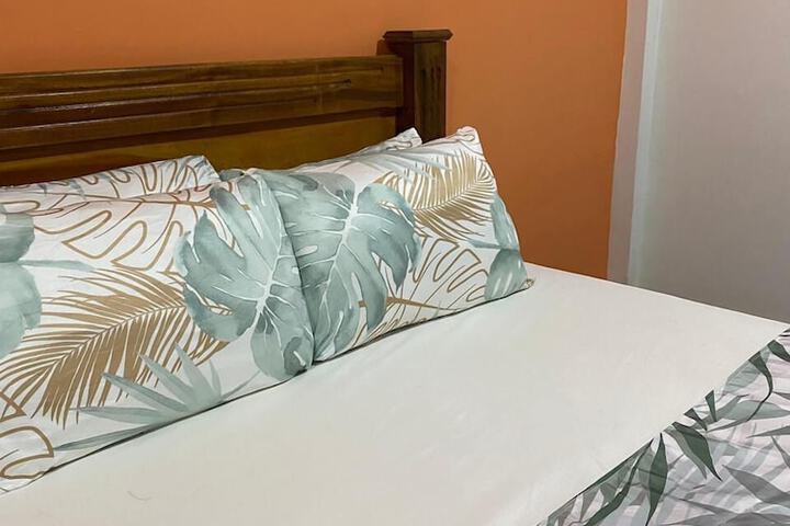 Room 12 of 50