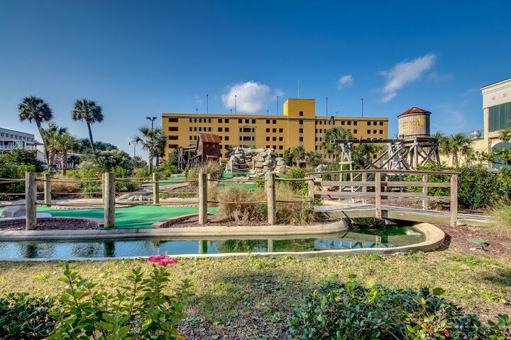 Hotel 64 of 69