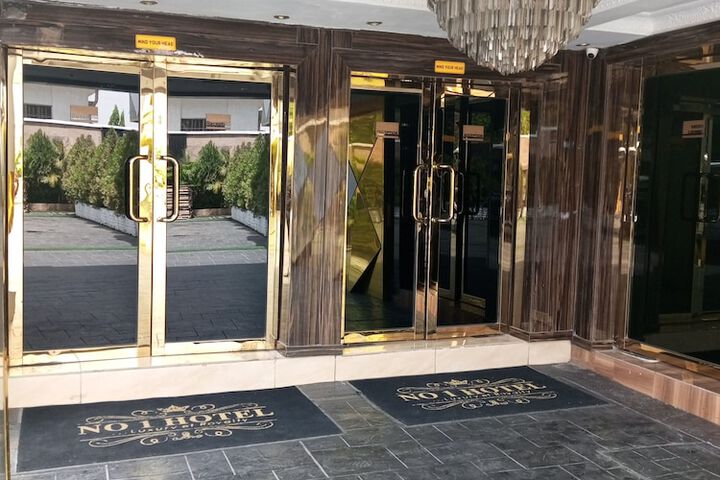 Hotel 2 of 77