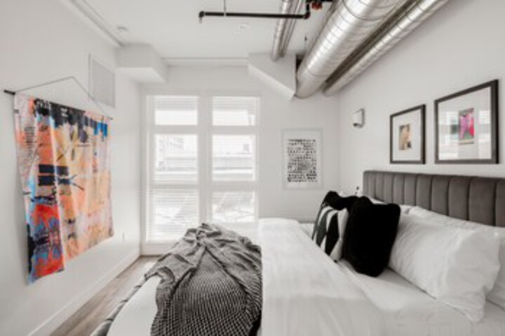 Room 95 of 104