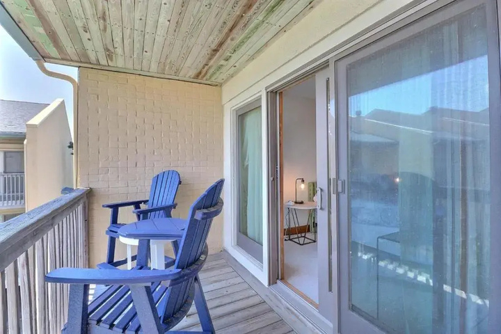 Terrace/Patio 3 of 9