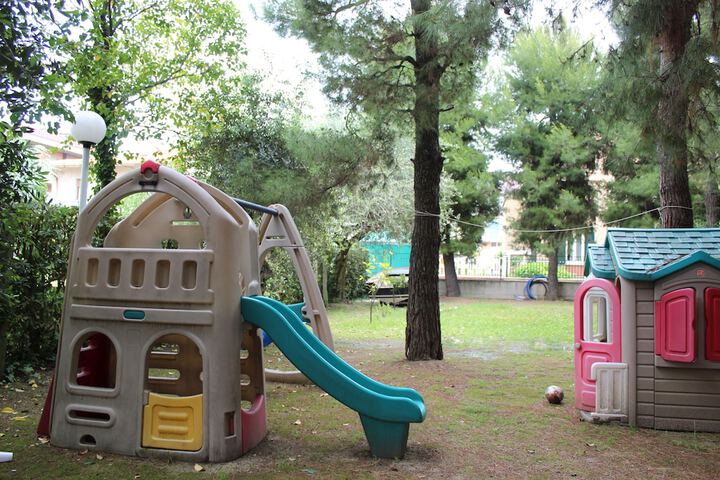Children's play area - outdoor
