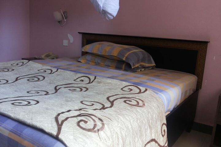 Room 19 of 70