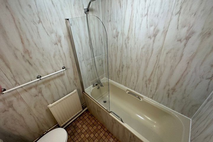 Room 43 of 67
