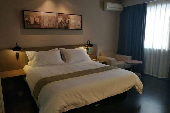 Inside Room Photo
