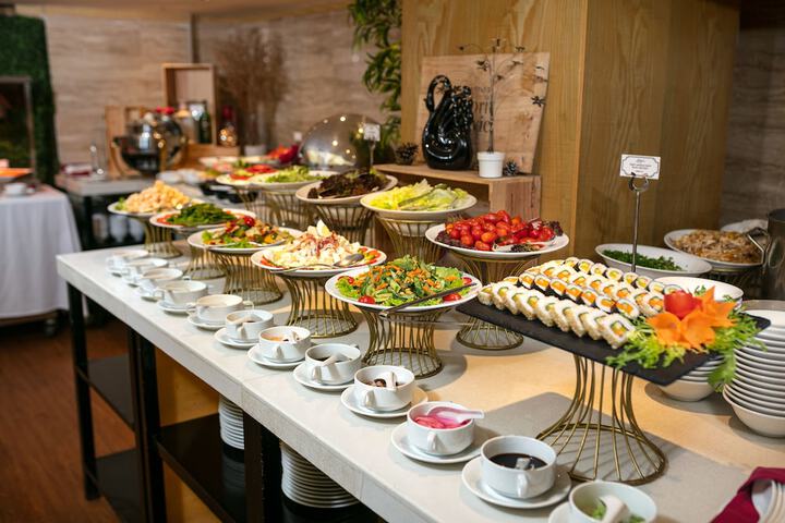 Breakfast buffet