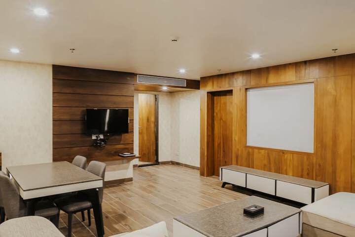 Room 31 of 49