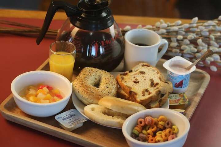 Breakfast/Coffee Service 26 of 39