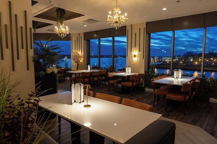 Dining Photos