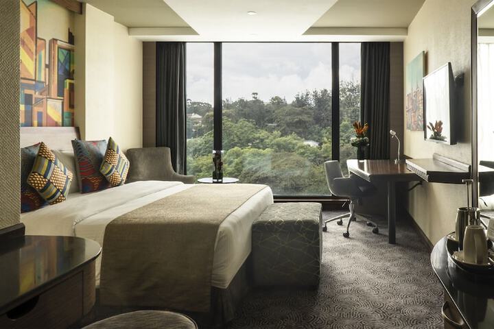 Room 28 of 117