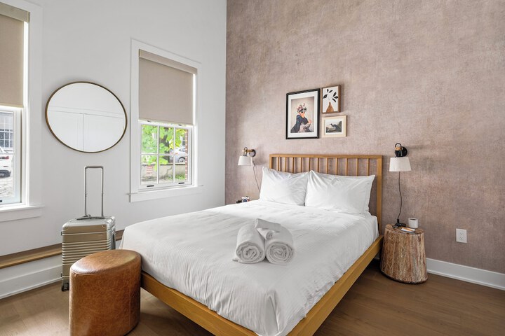 Room 25 of 72