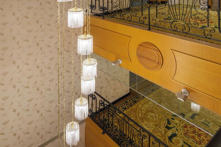 Entrance & Lobby