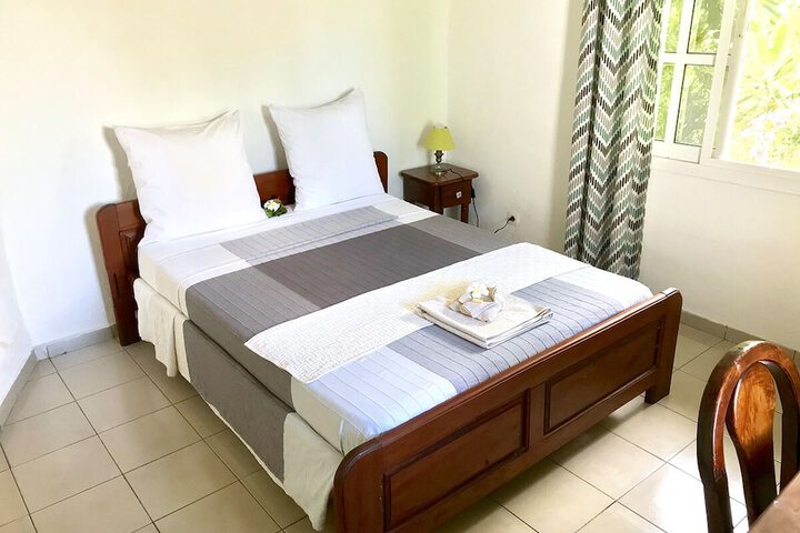 Room 6 of 27