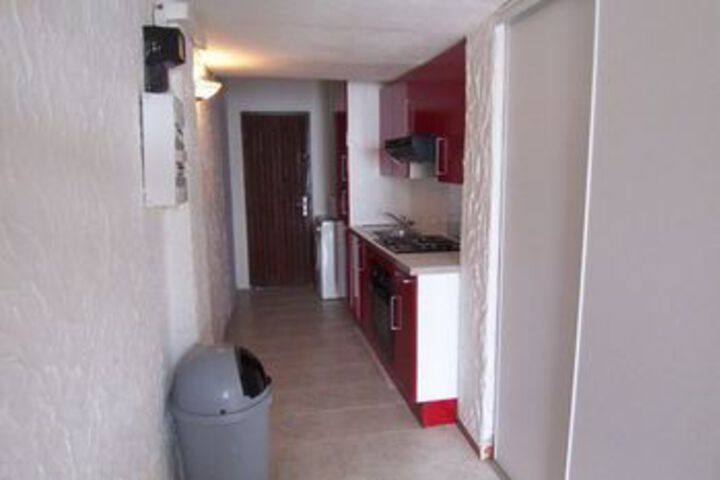 Room 8 of 8