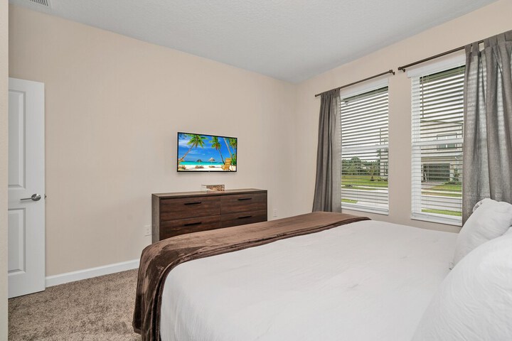 Room 14 of 46