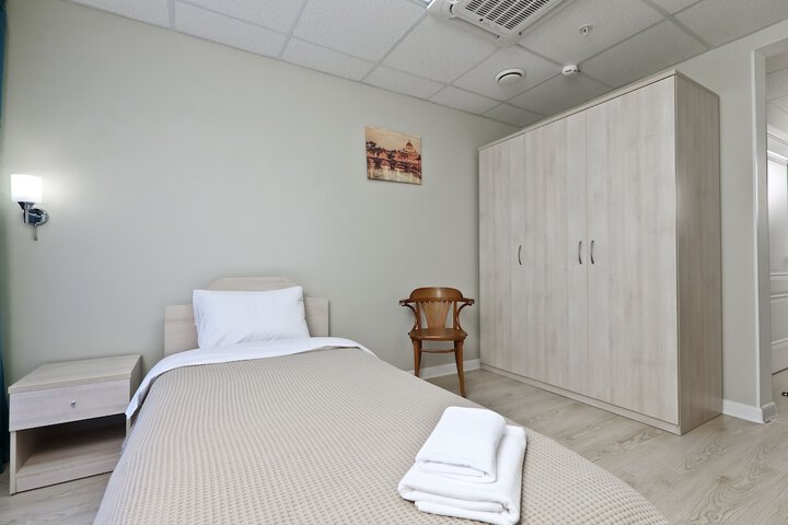 Room 18 of 88