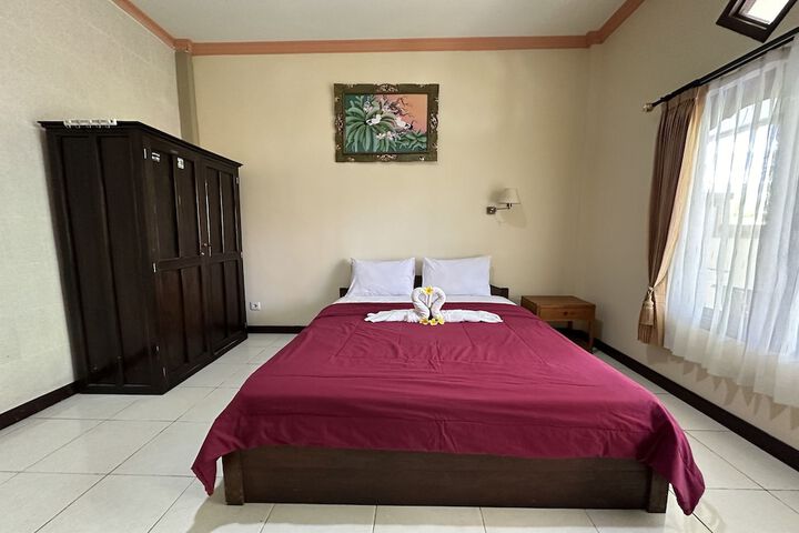Room 4 of 24