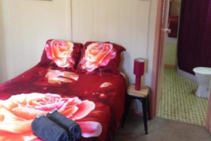 Room 165 of 228