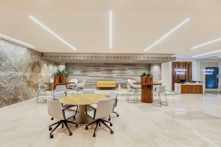 Business Center 104 of 164