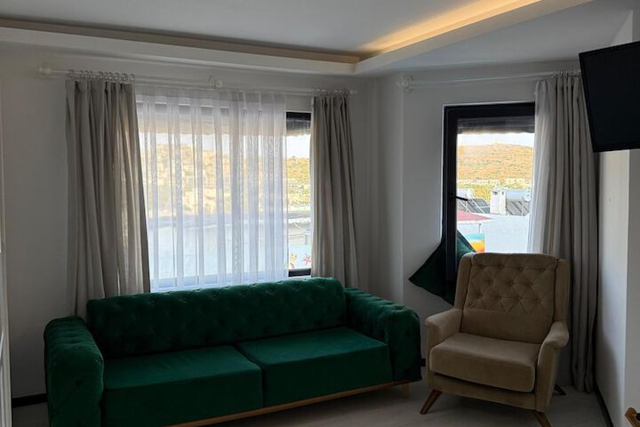 Room 16 of 65