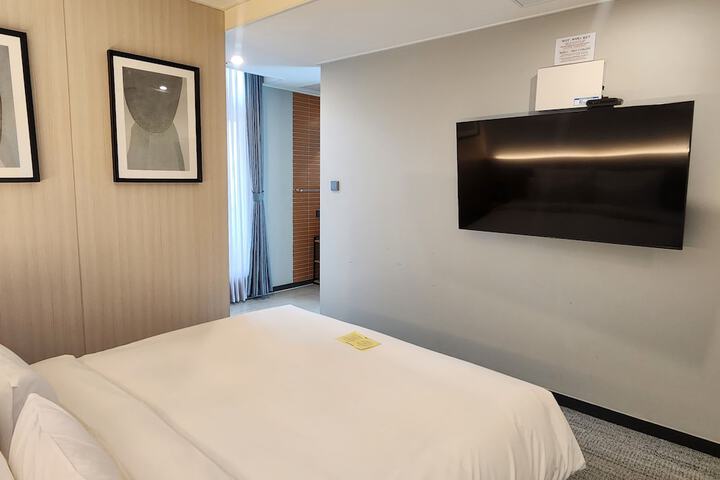 Room 88 of 219