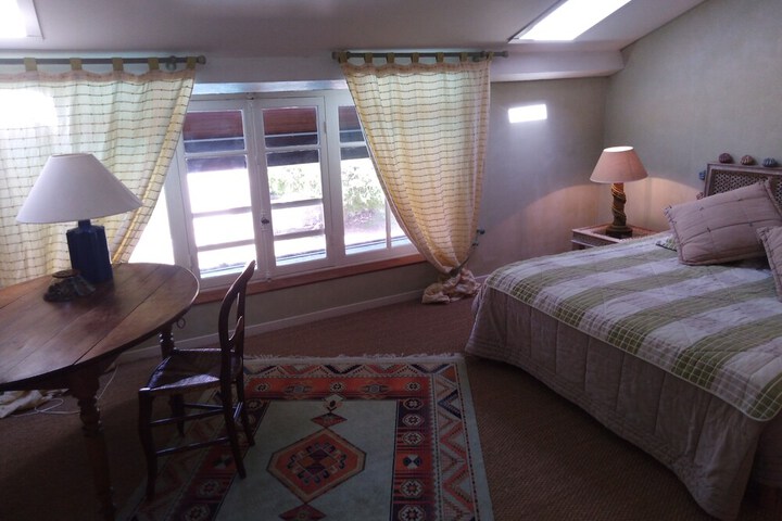 Room 9 of 39