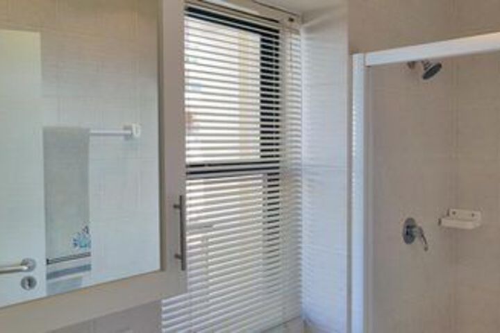 Room 2 of 29