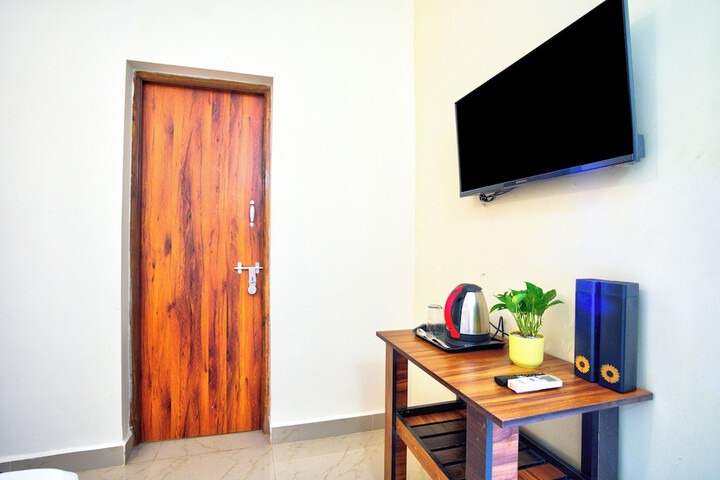 Room 20 of 33
