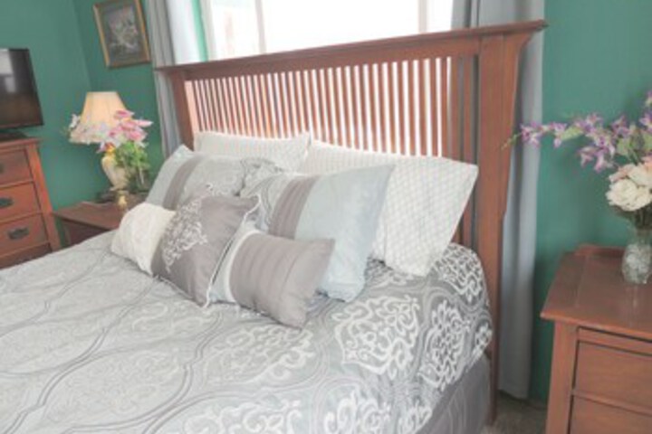 Room 4 of 117