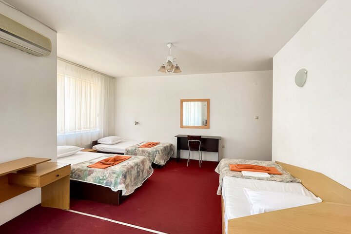 Room 19 of 36