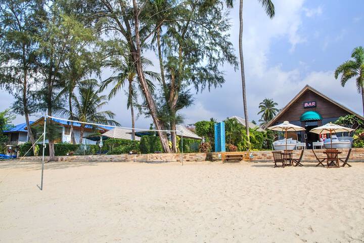Beach 75 of 88