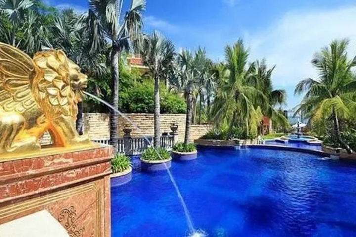 Pool 7 of 15