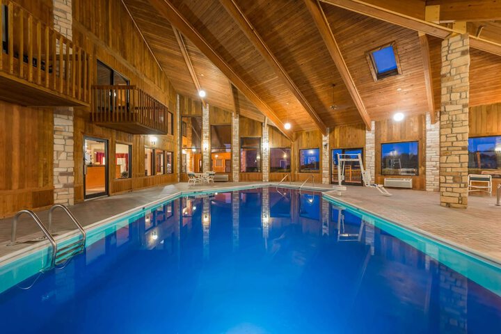 Pool 29 of 36